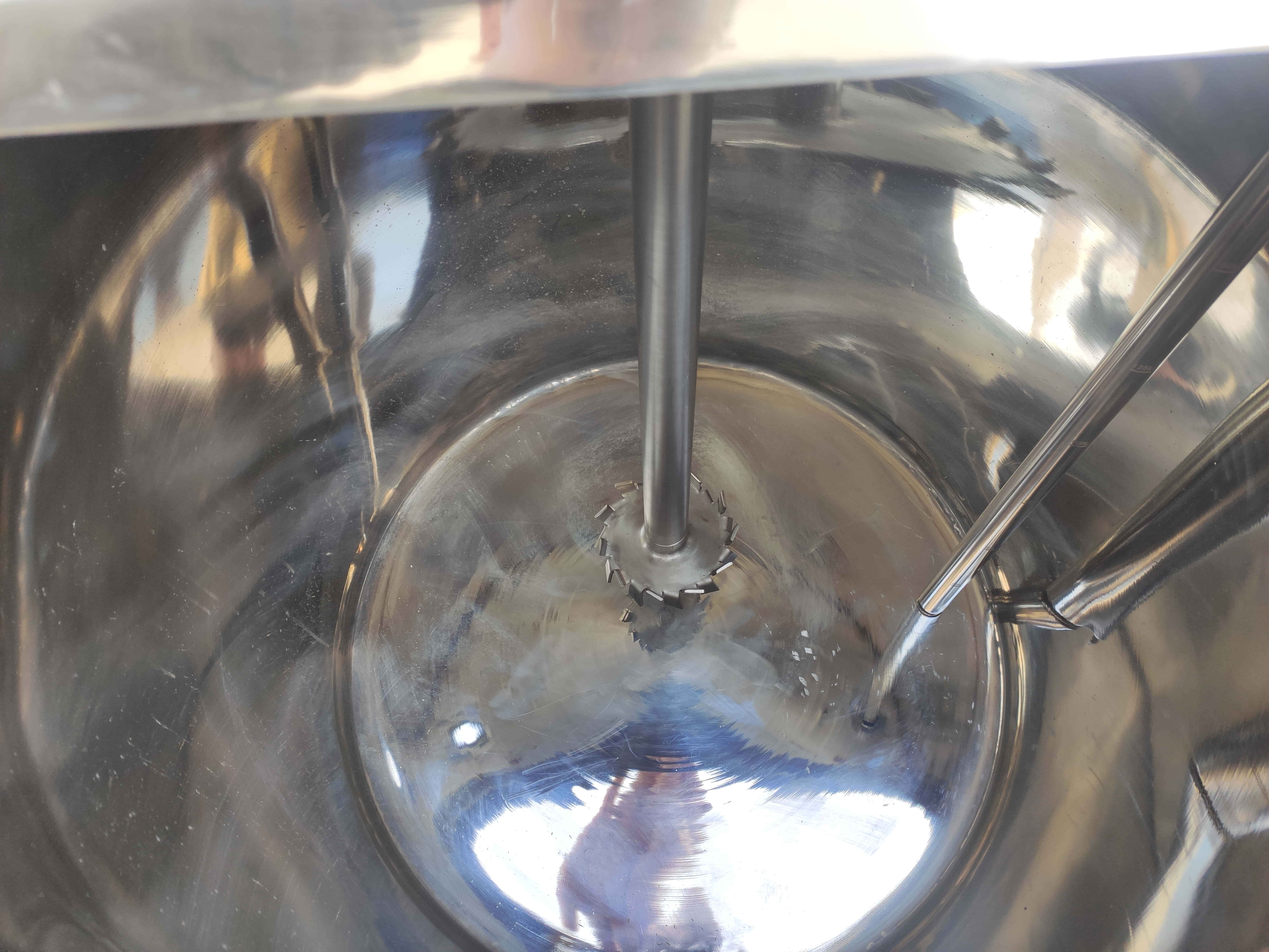 Cosmetics Emulsifying and Mixing Tank
