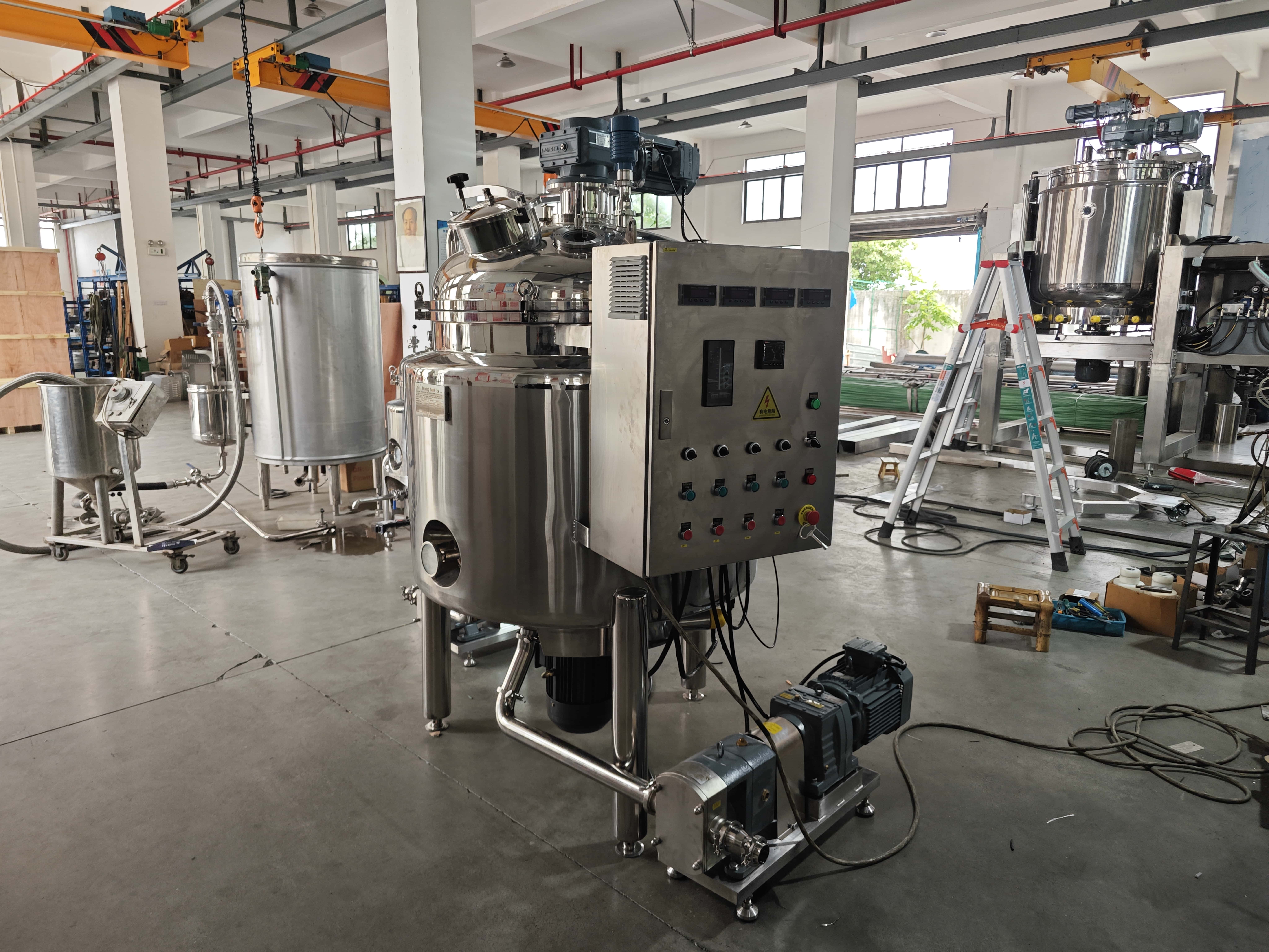 Electric-Heated Wall-Scraping Emulsifying Tank with Rotary-Lobe Pump