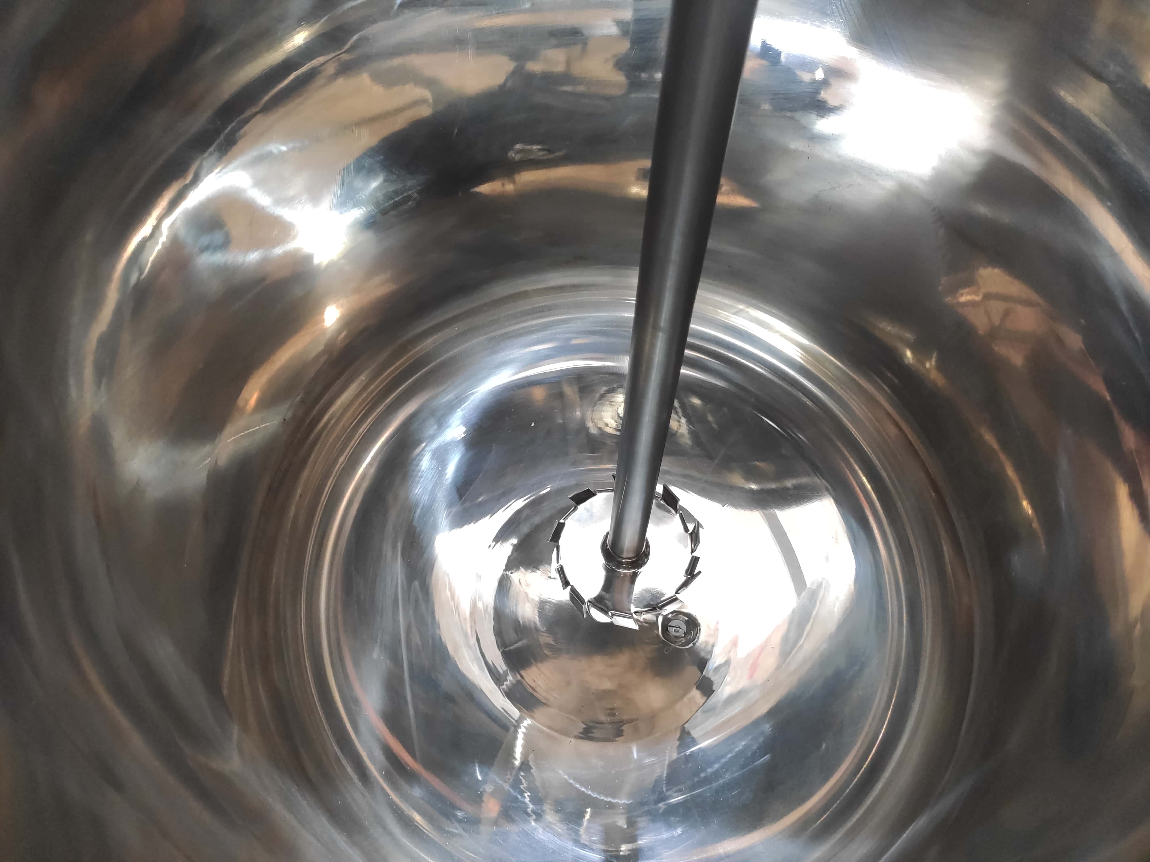 Emulsifying Mixing and Circulation System