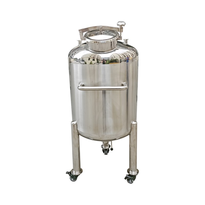 Large Mobile Stainless Steel Storage Tank