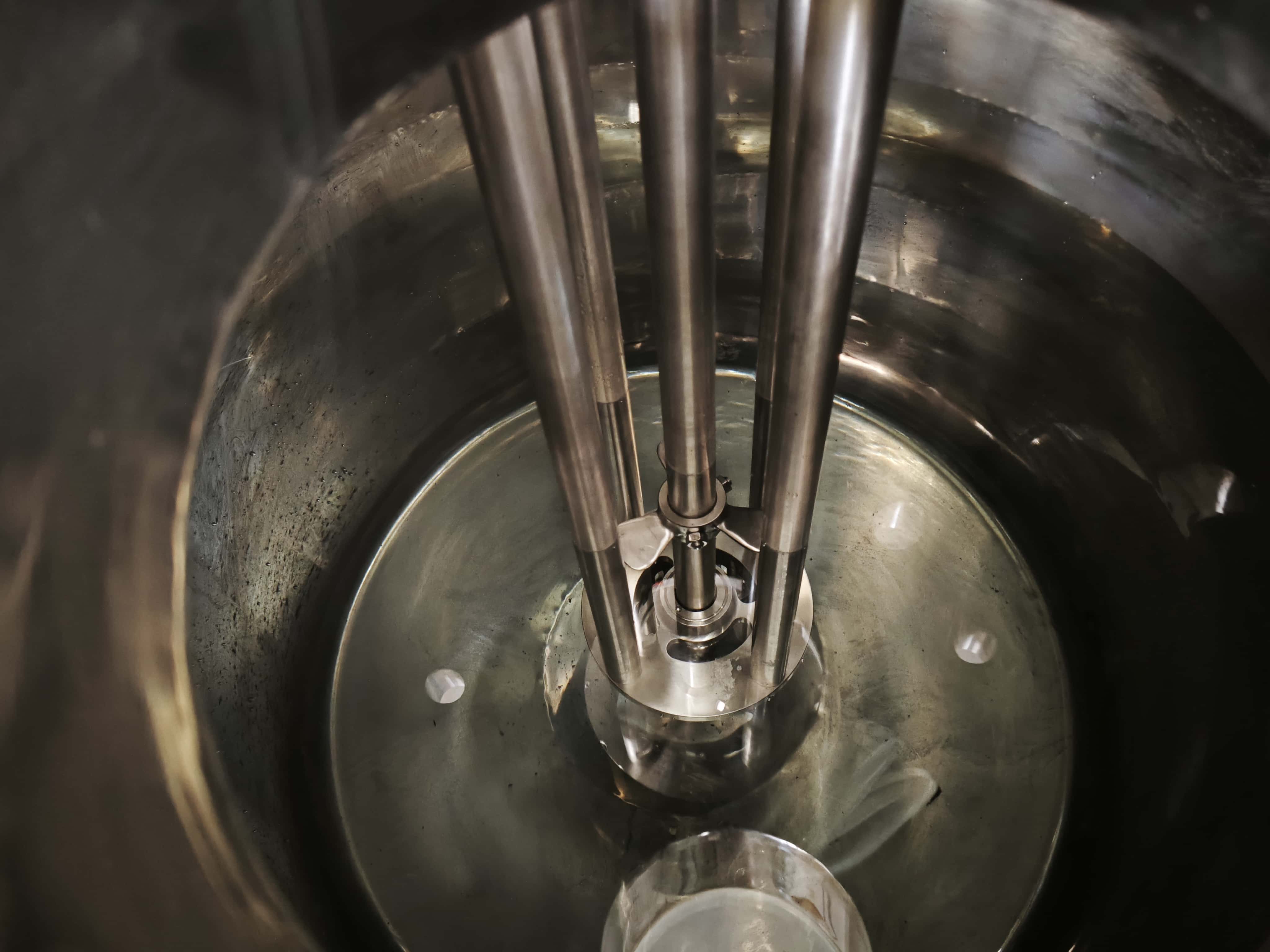 Lift-Type Emulsifier with Heated Tank