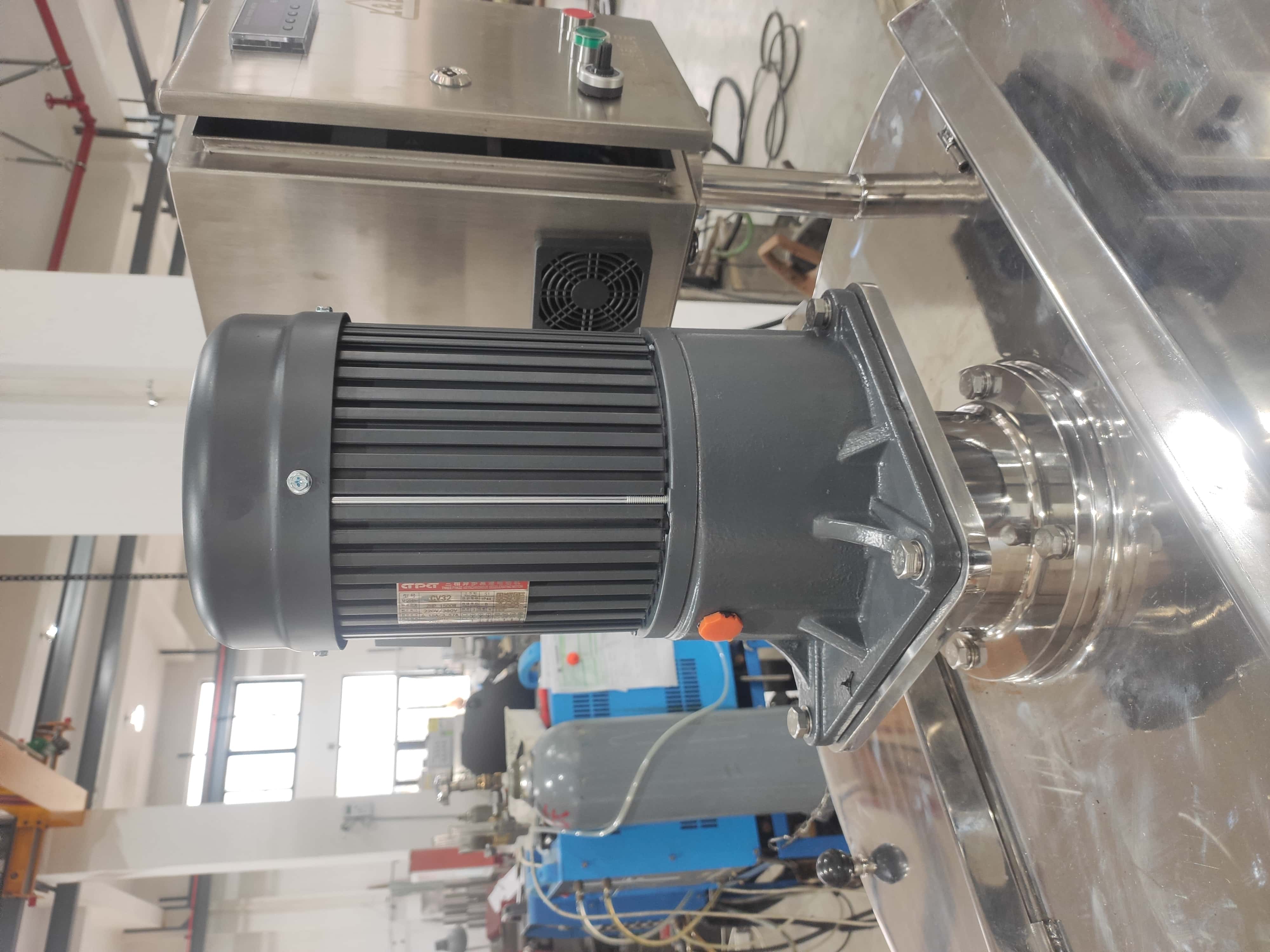 Mobile Paddle-Type Mixing Tank