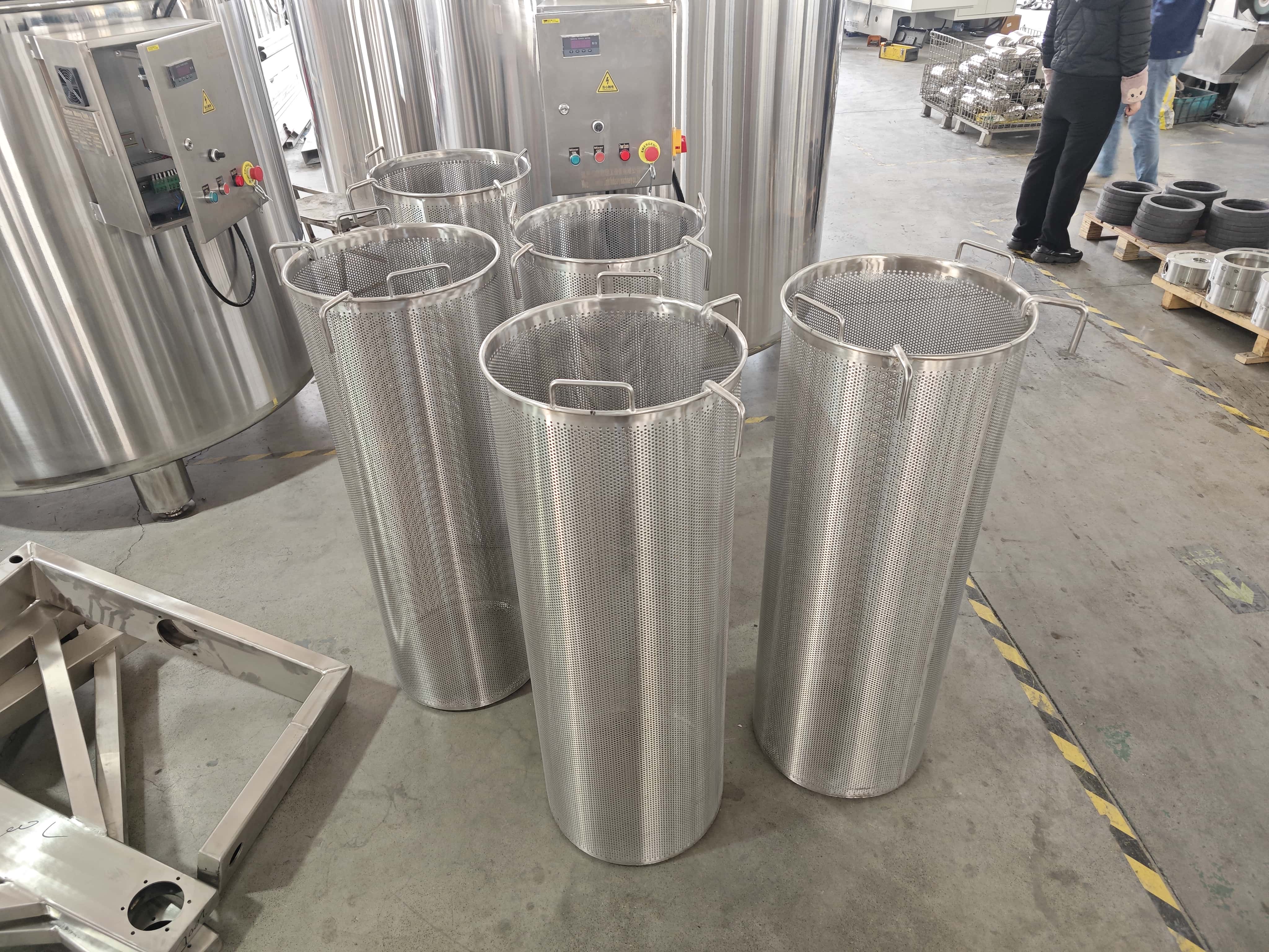 Propeller-type Mixing Tank With Stainless Steel Cage