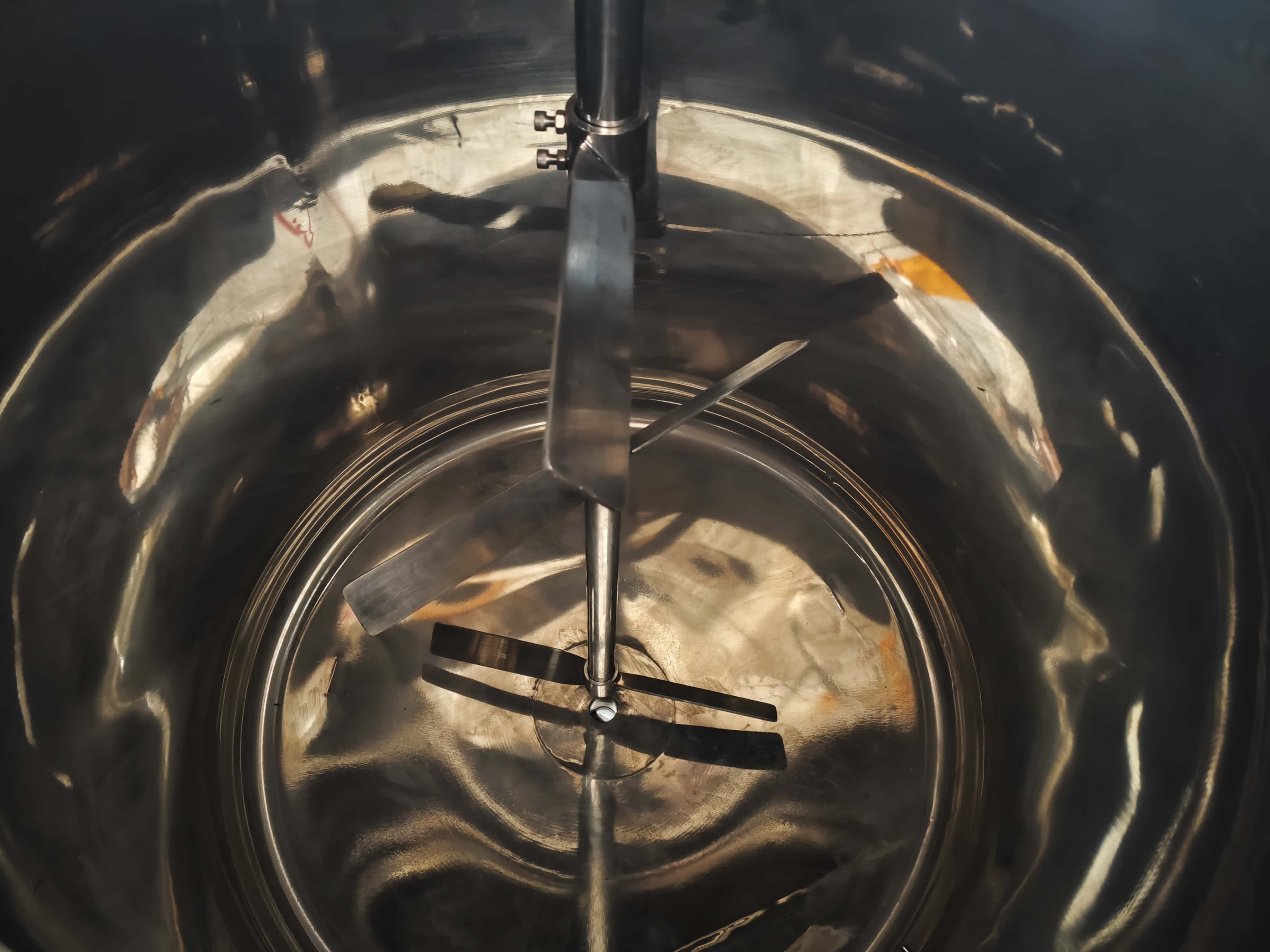 Sealed Mixing Tank
