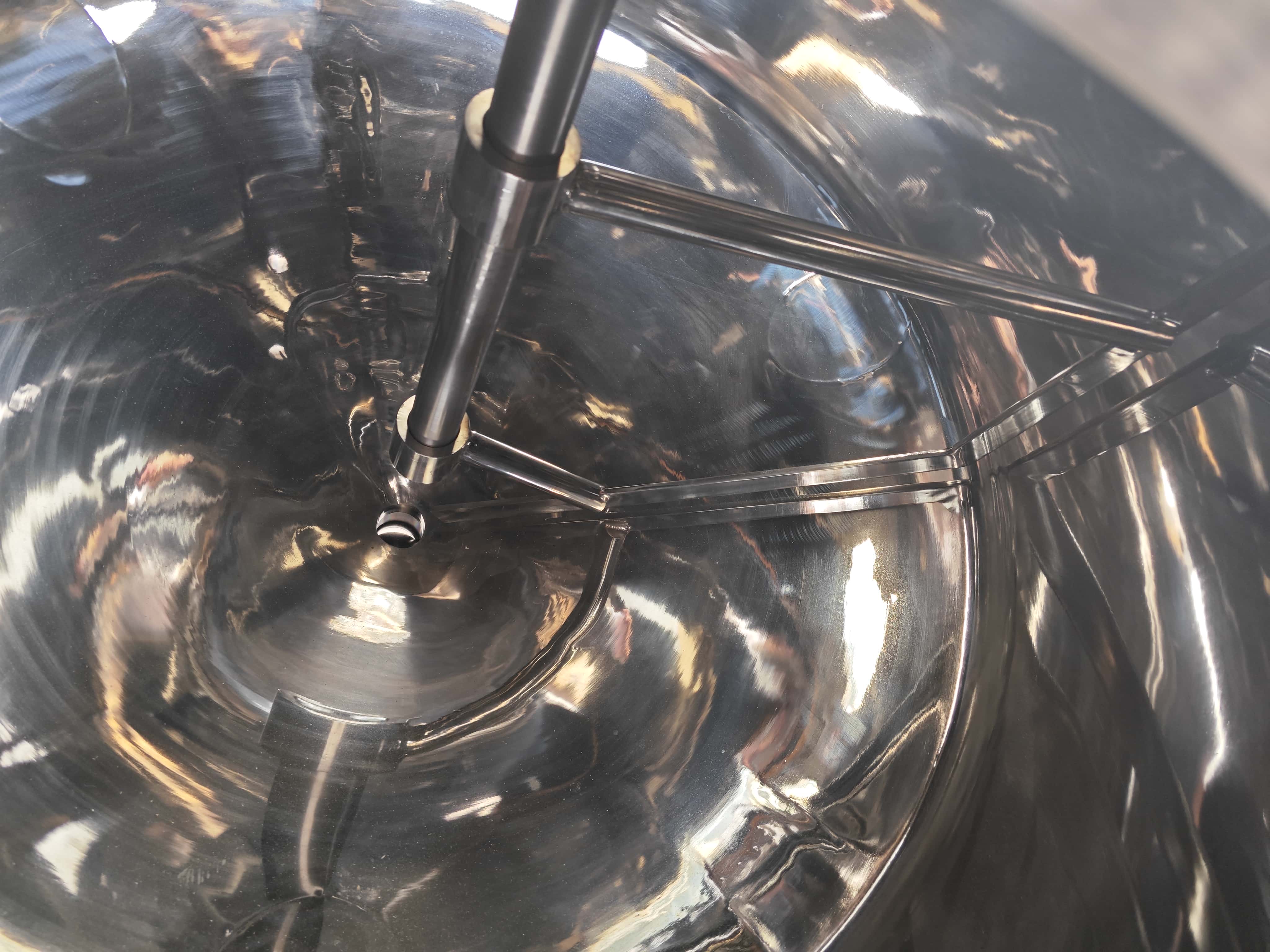 Single-layer Conical-bottom Semi-anchor Type Mixing Tank