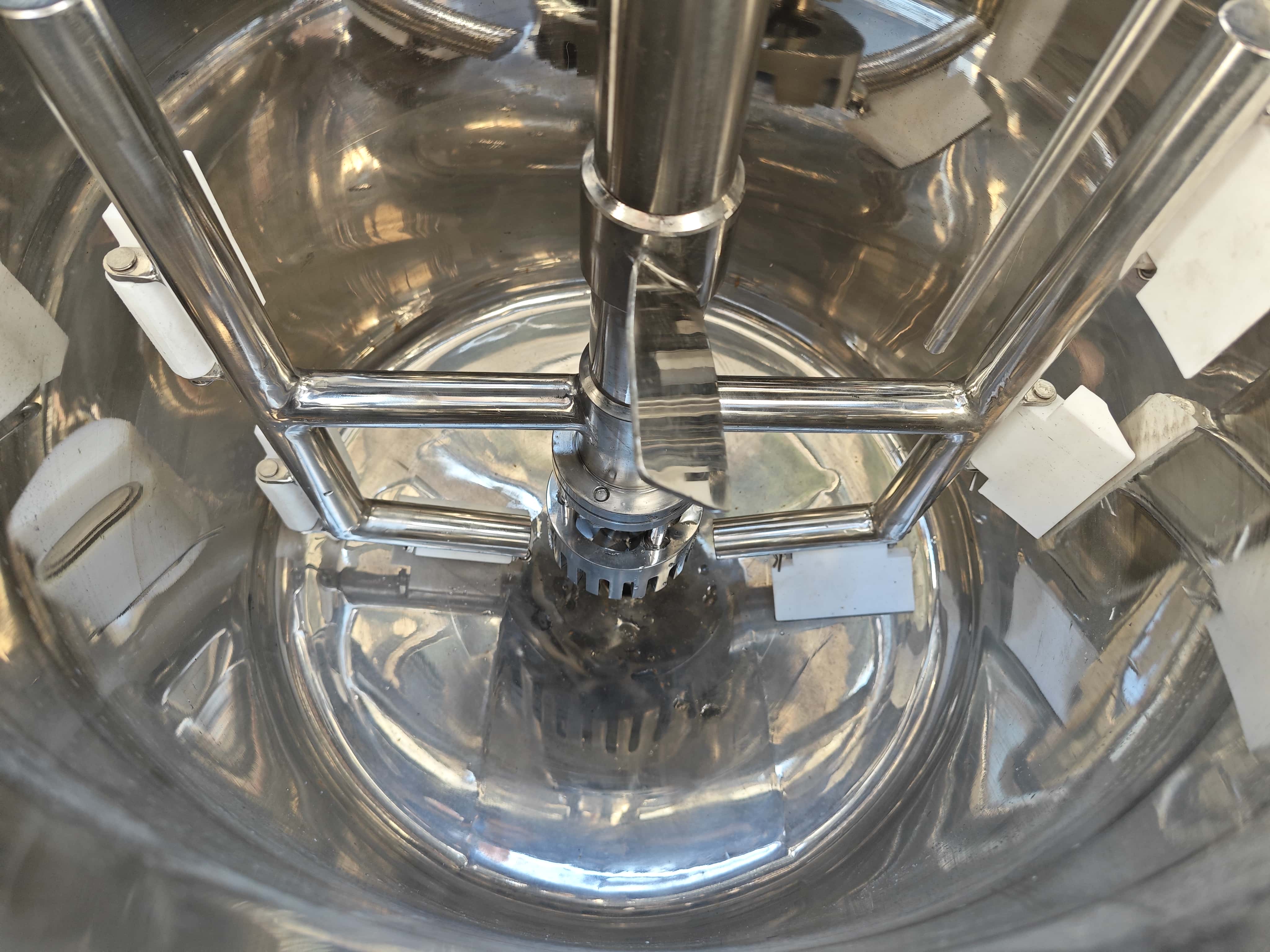 Skid-Mounted Emulsifying Tank with Control Cabinet