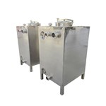 Square Stainless Steel Storage Tank with Three Front Connections