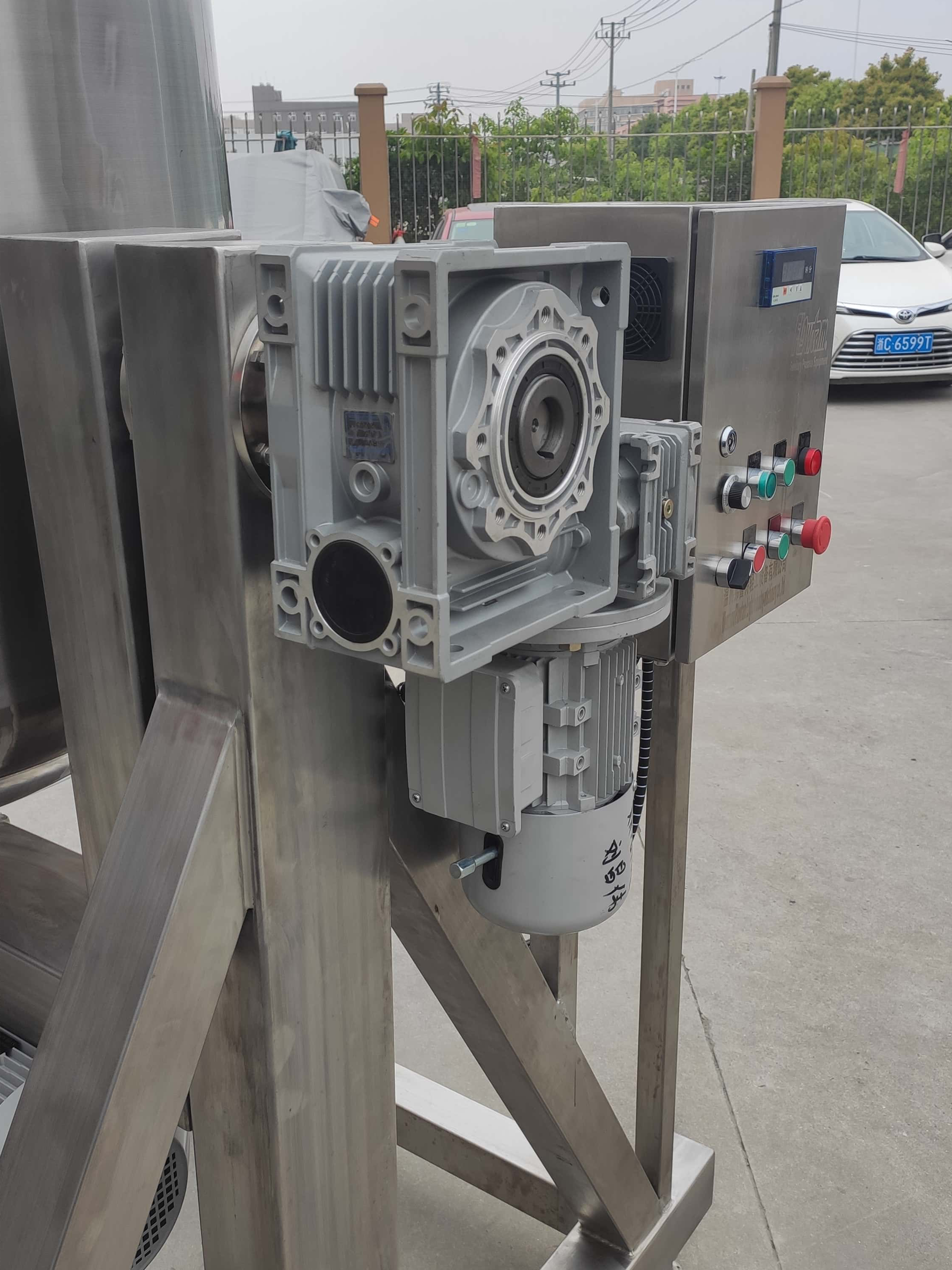 600 L Multi-Drum Rotary Blender