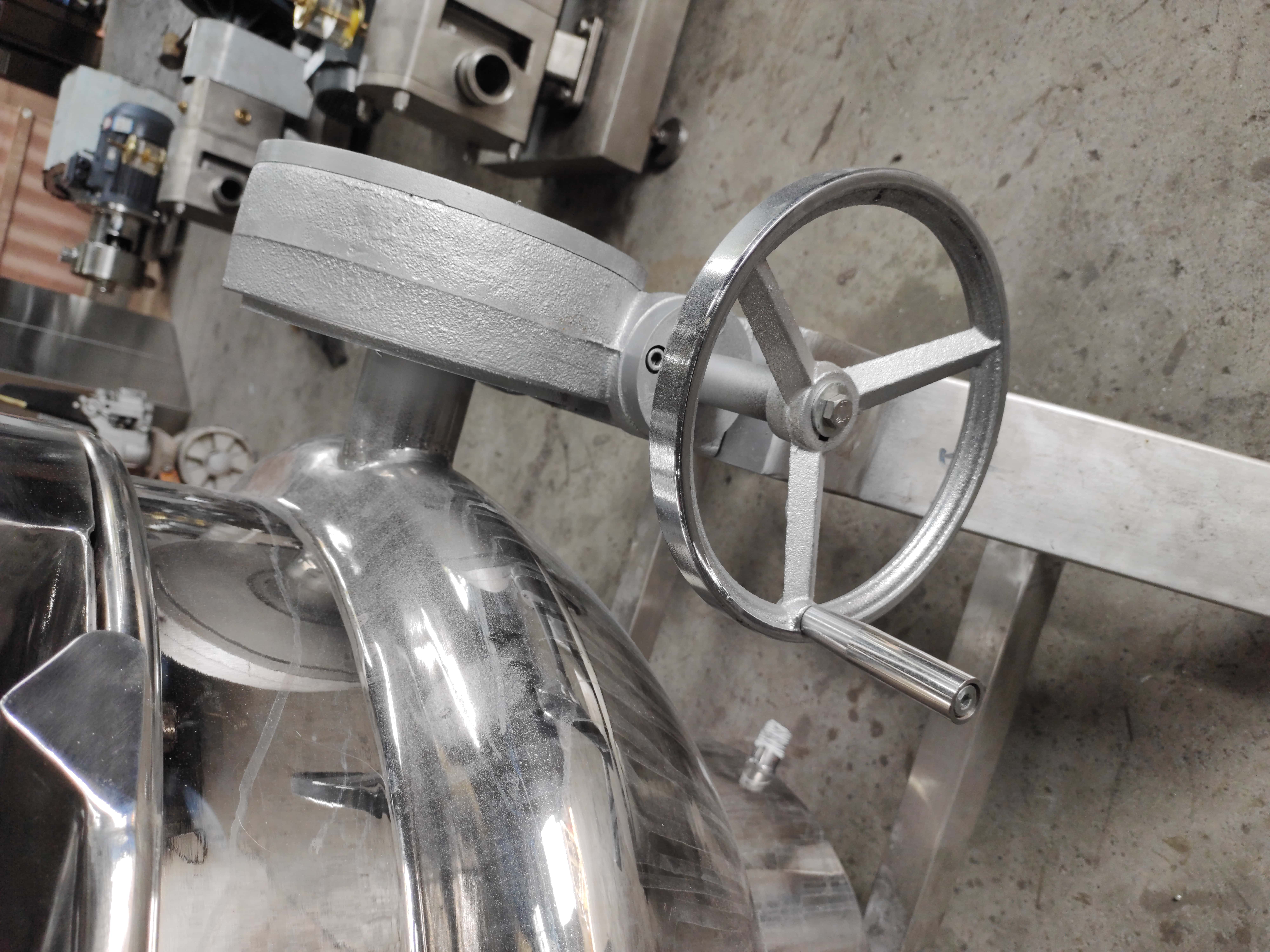 Compact Electric-Heated Manual-Tilt Open Scraper Jacketed Kettle