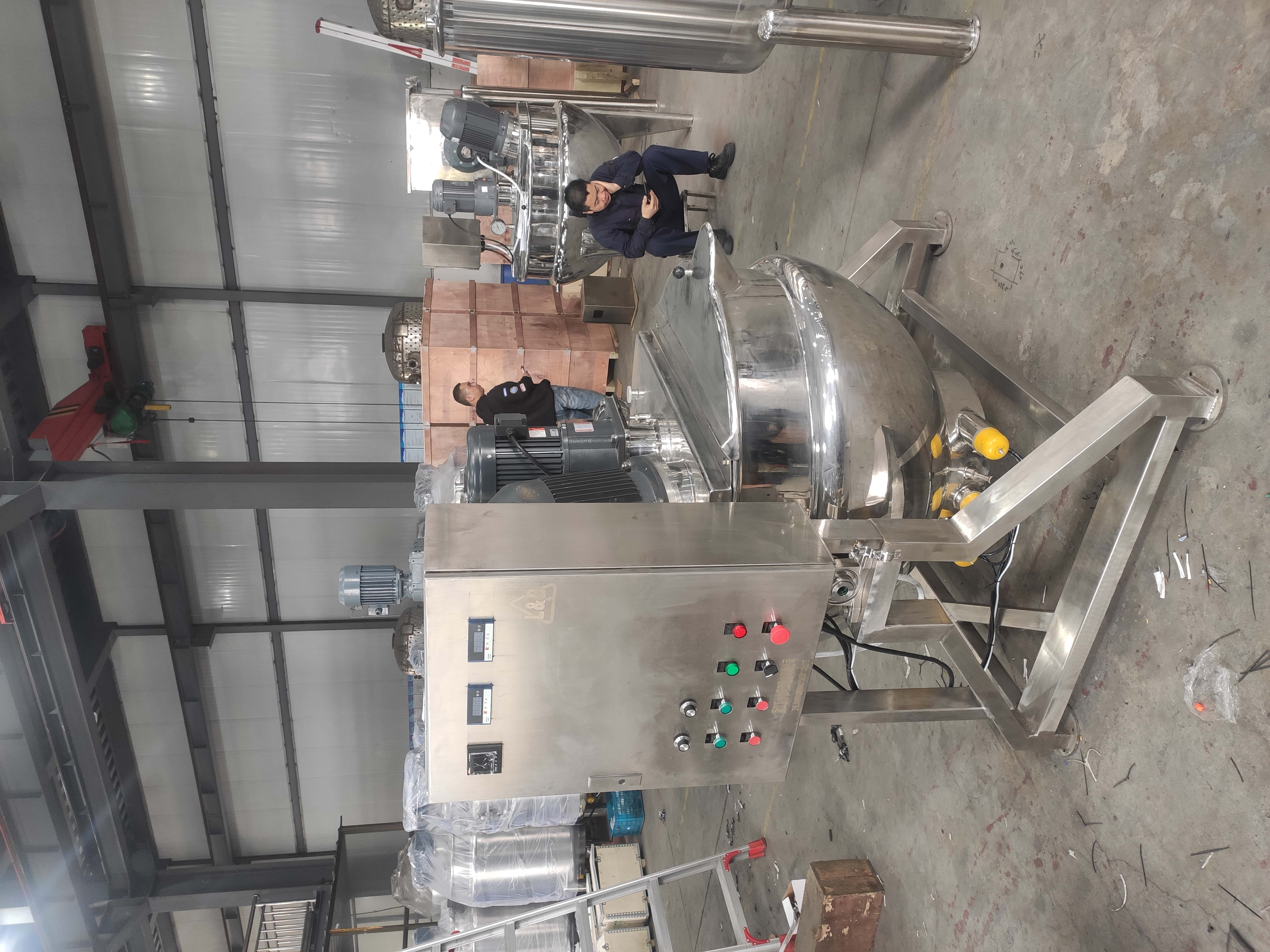 Electric-Heated Manual-Tilt Open Scraper and Emulsifying Jacketed Kettle