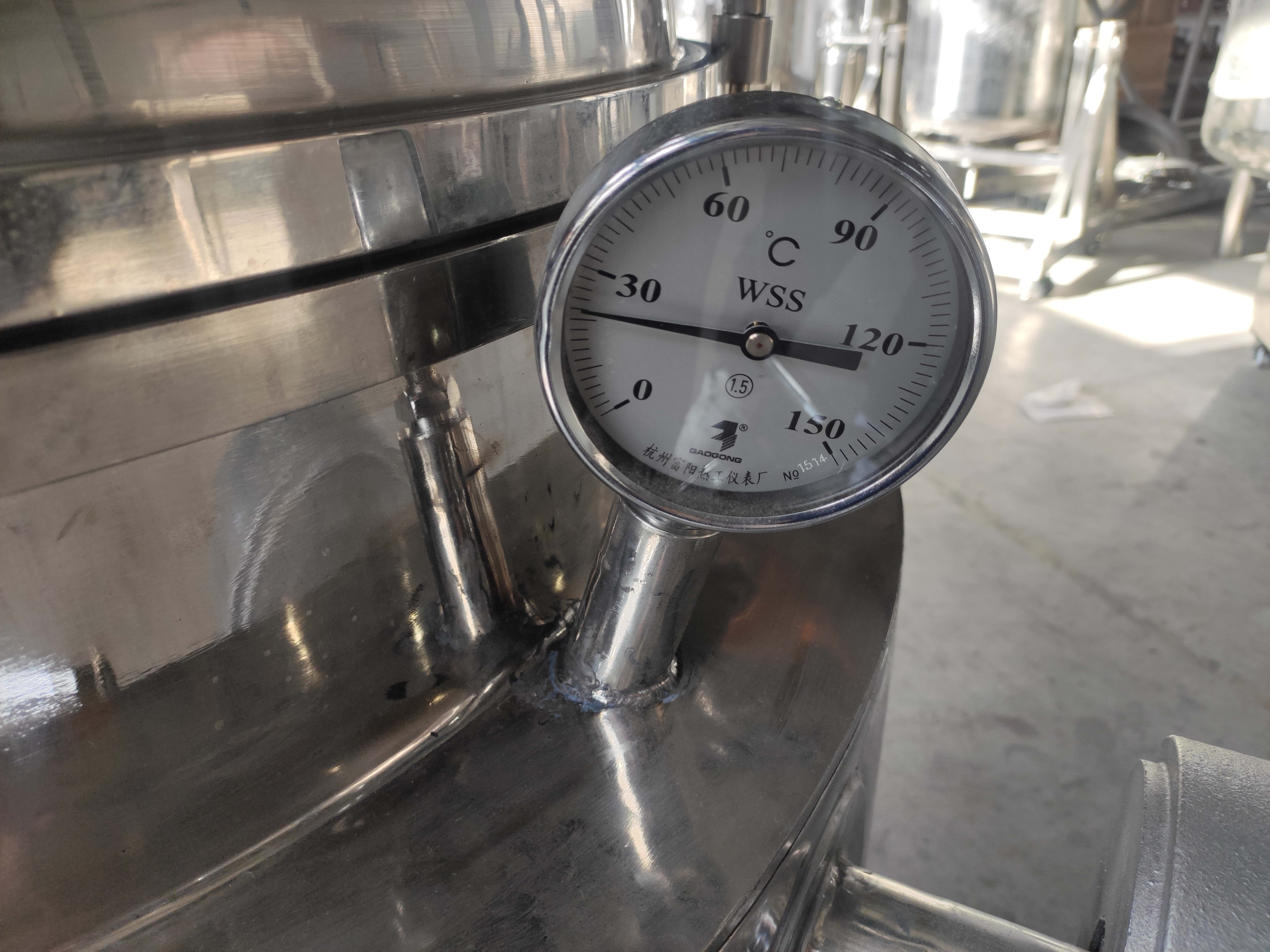 Gas-Heated Manual-Tilt Sealed Scraper Jacketed Kettle with Control Cabinet