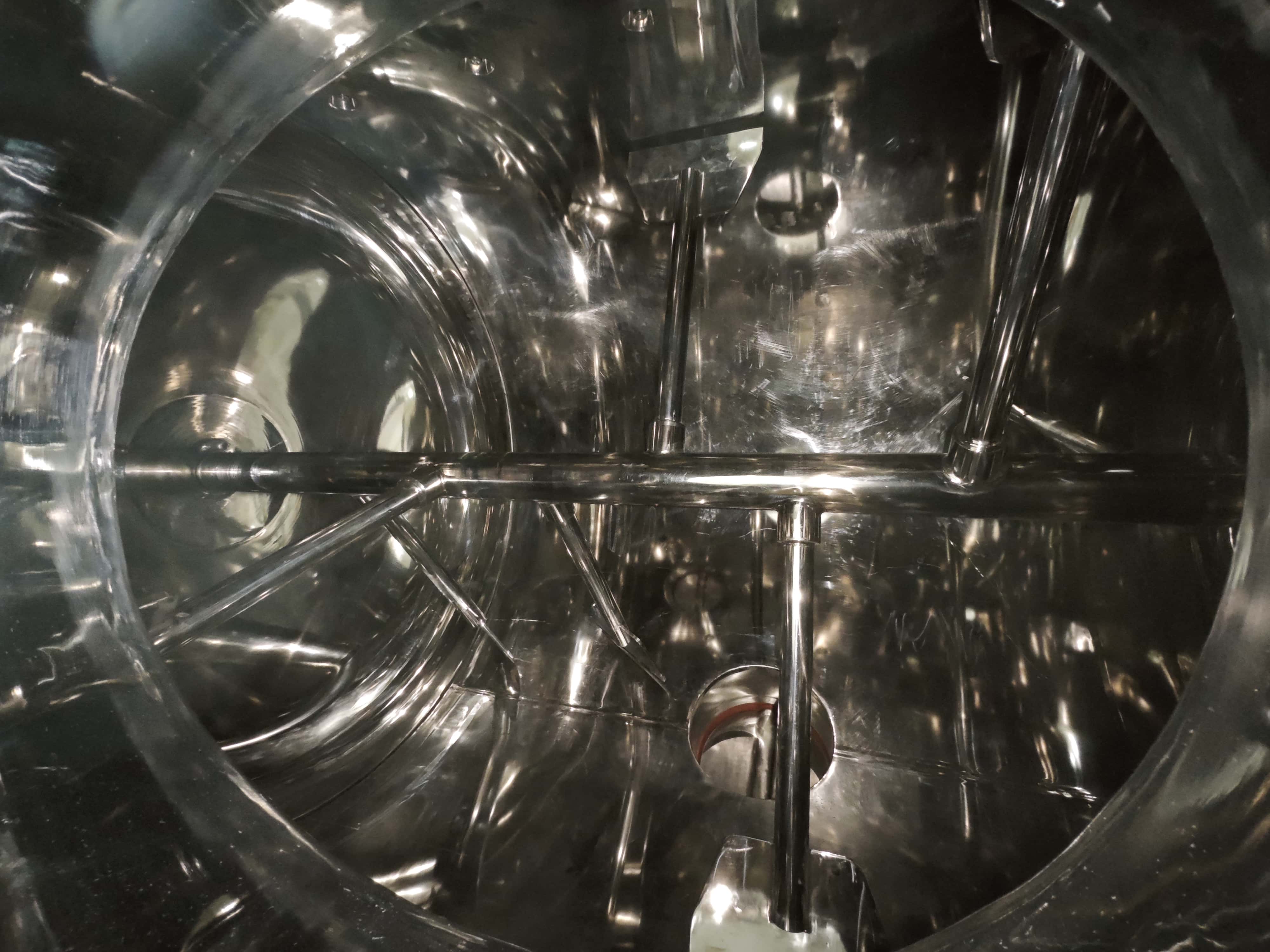 Horizontal Vacuum Mixing Tank